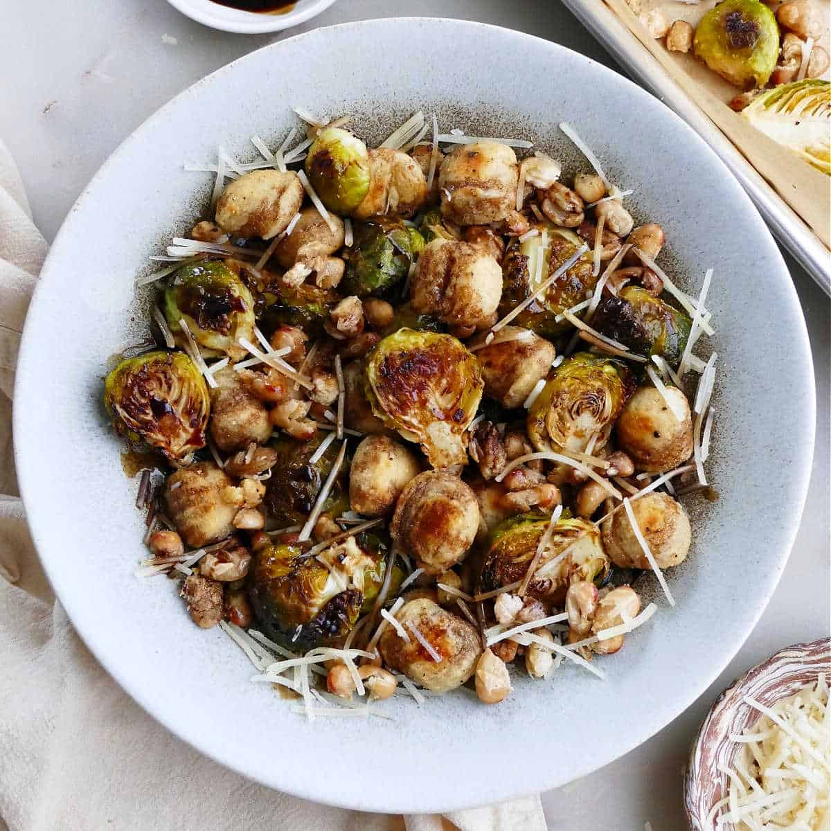 Crispy Sheet Pan Brussels Sprouts Gnocchi: Easy Weeknight Meal